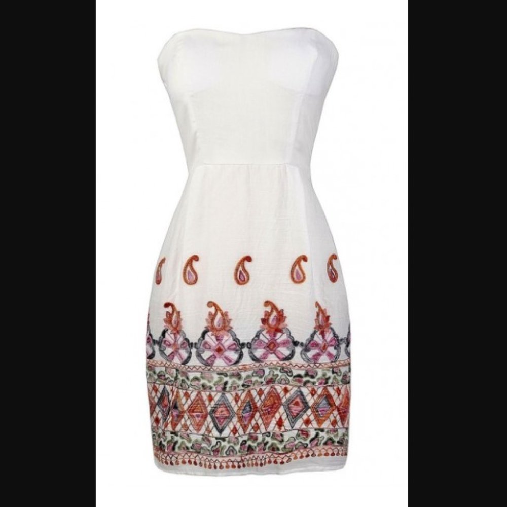 Mystic Strapless Midi Dress w/ Embroidered Pattern at Hem White Small